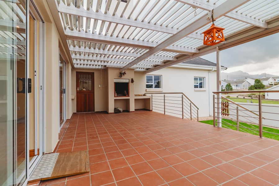 2 Bedroom Property for Sale in Groenkloof Retirement Village Western Cape